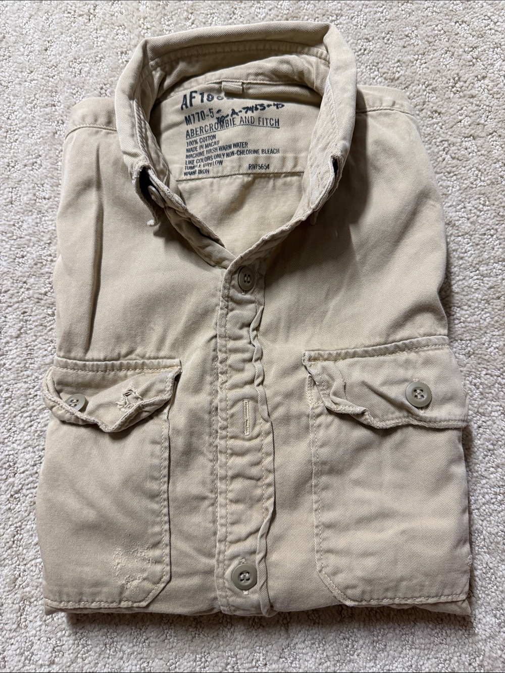 Abercrombie & Fitch Men’s Distressed Utility Shirt